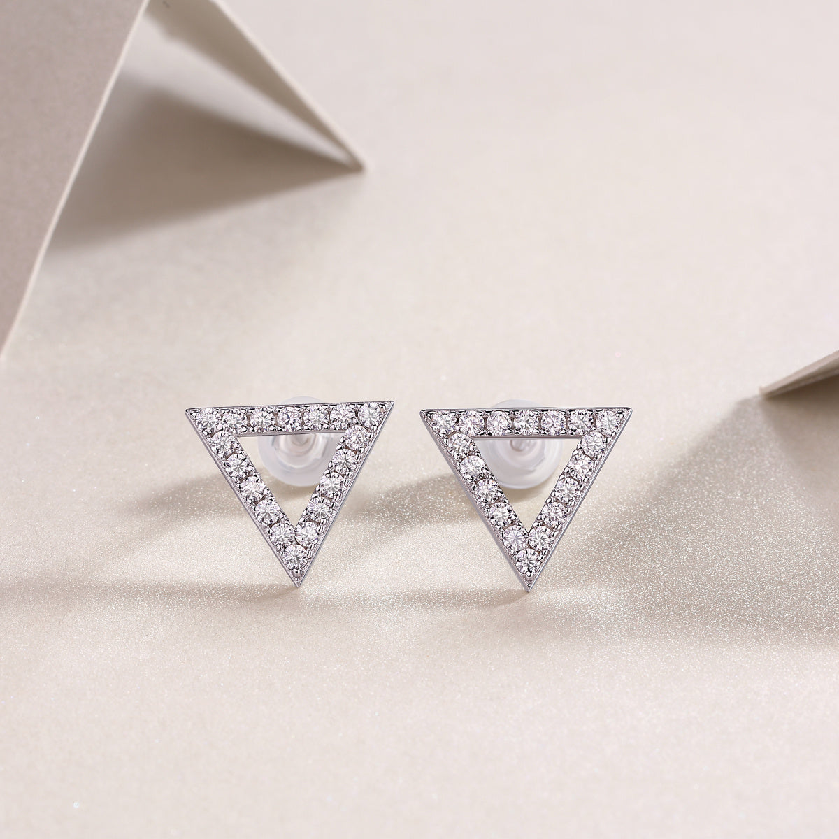 Unique - Set With Moissanite S925 Sterling Silver And Platinum-plated Stud Earrings, Fashionable, Trendy And Affordable Jewelry