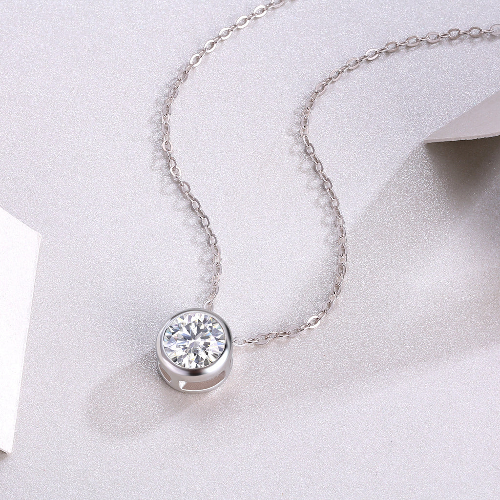 Purity - A Fashionable And Luxurious Diamond Jewelry Pendant Set With 1-carat Moissan Diamond S925 Sterling Silver