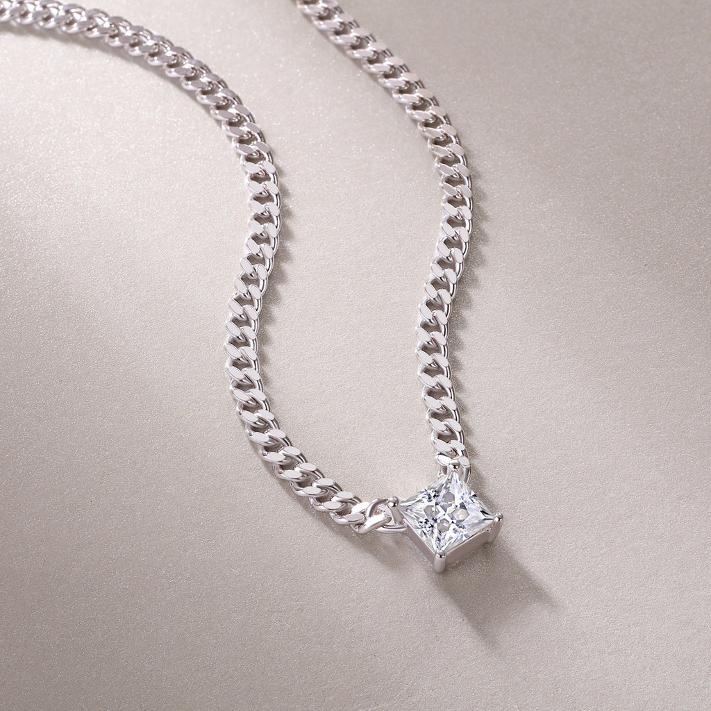 Zhang Yang - A Fashionable And Luxurious Diamond Jewelry Pendant Set With Square Moissanite S925 Sterling Silver
