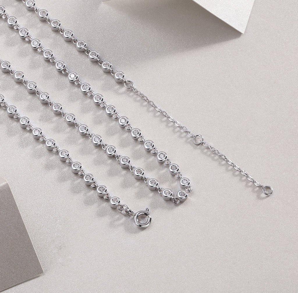 Heart-to-heart - A Fashionable And Luxurious Diamond Jewelry Pendant Set With Moissanite S925 Sterling Silver And Platinum Plating