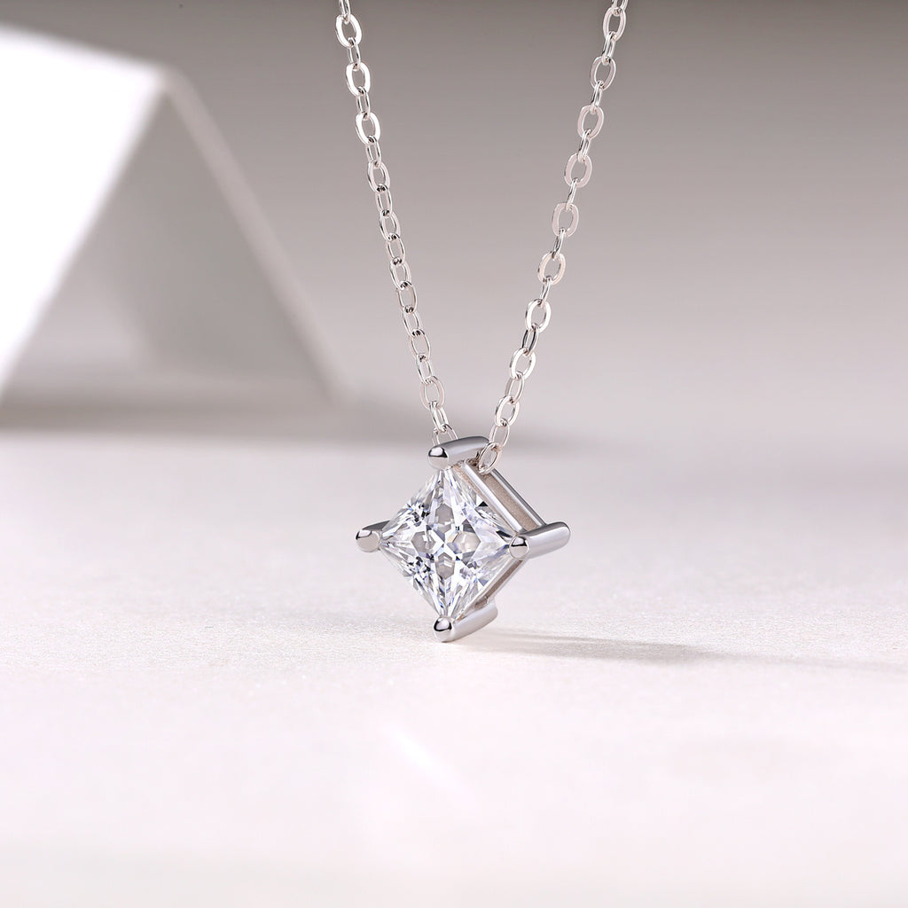 Stay Together - A Fashionable And Luxurious Diamond Jewelry Pendant Set With Square Moissanite S925 Sterling Silver.